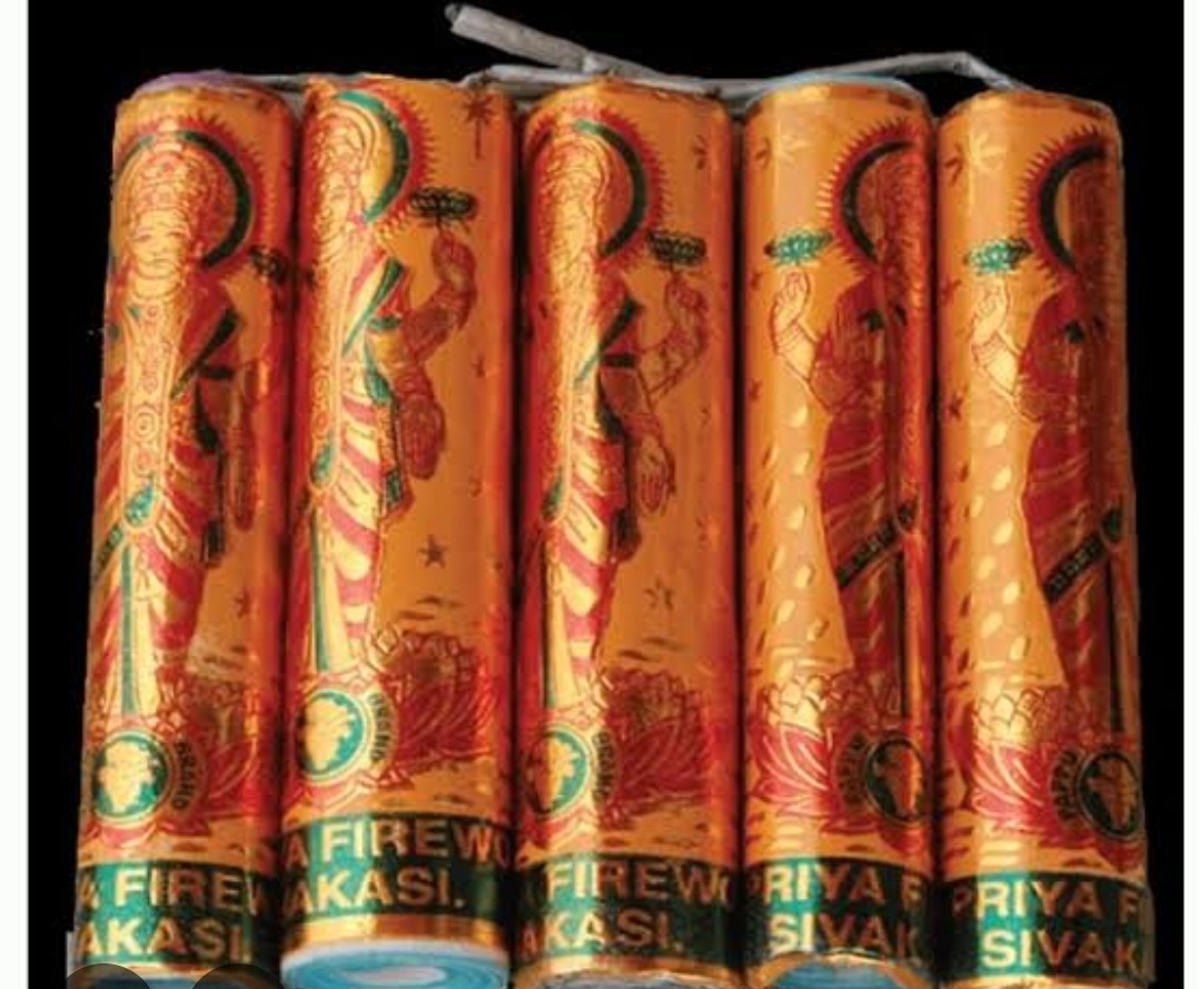 4' GOLD LAXMI CRACKERS